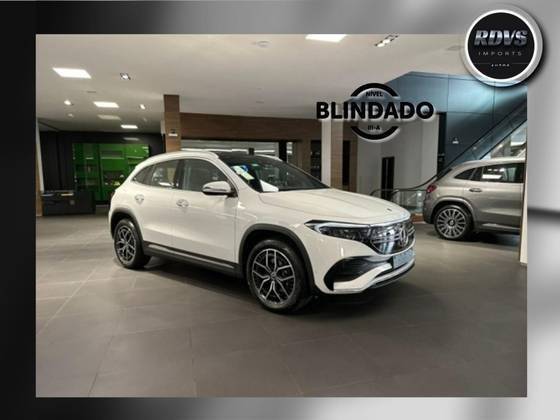 MERCEDES-BENZ EQA 250 2024