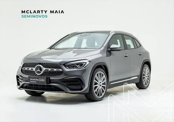 MERCEDES-BENZ GLA 200 2023