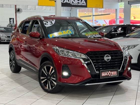 NISSAN KICKS 2023
