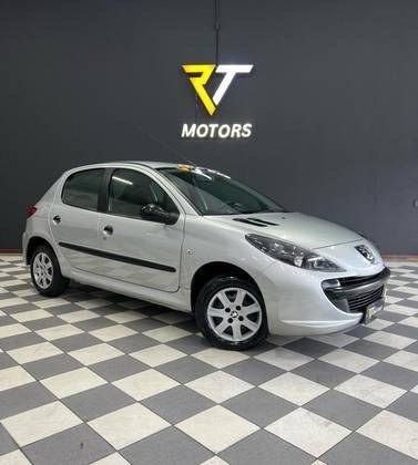 PEUGEOT 207 2010