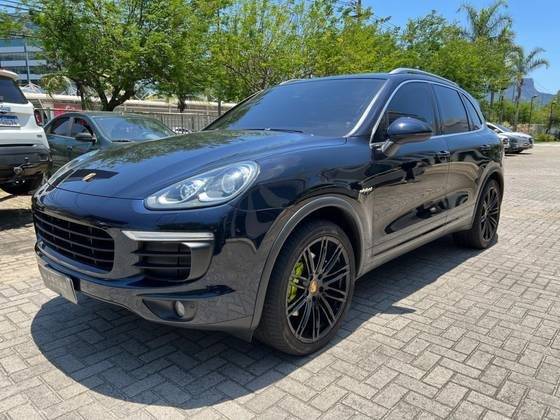 PORSCHE CAYENNE 2017