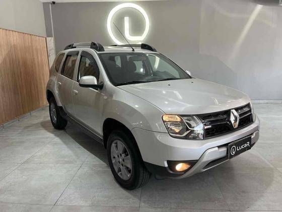 RENAULT DUSTER 2019