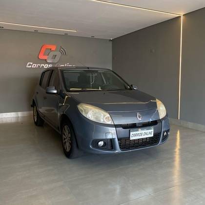 RENAULT SANDERO 2013