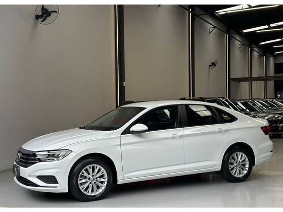 VOLKSWAGEN JETTA 2019