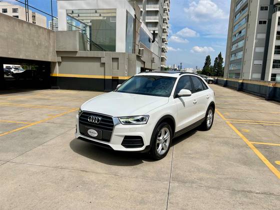 AUDI Q3 2017