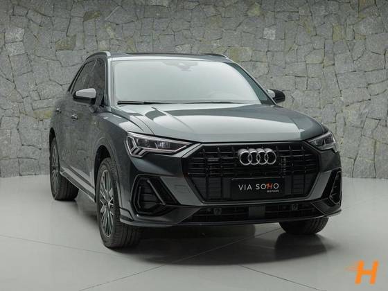AUDI Q3 2023