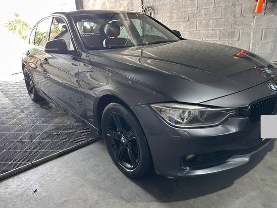 BMW 320i 2014