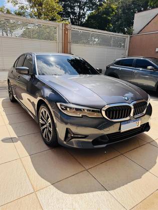 BMW 320i 2022