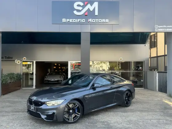 BMW M4 2016