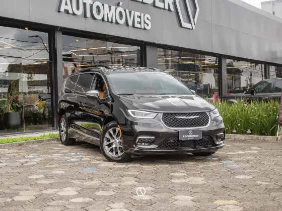 CHRYSLER PACIFICA 2024