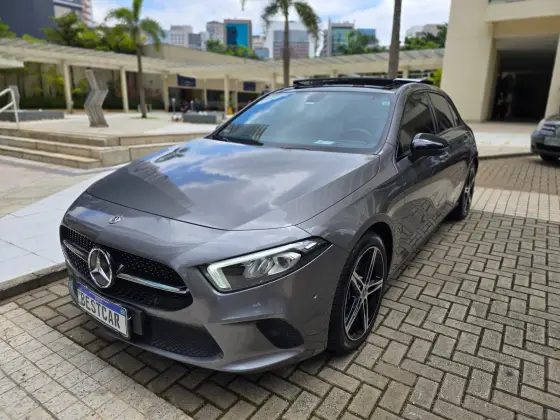 MERCEDES-BENZ A 250 2019