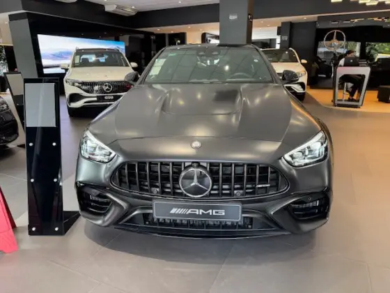 MERCEDES-BENZ C 63 AMG 2024