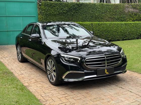 MERCEDES-BENZ E 300 2022