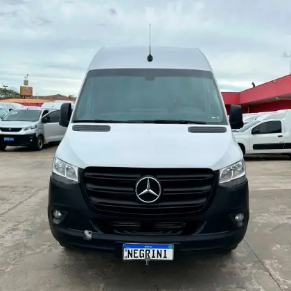 MERCEDES-BENZ SPRINTER 2023