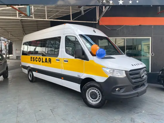 MERCEDES-BENZ SPRINTER 2025