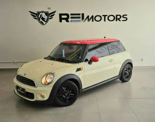 MINI ONE 2013