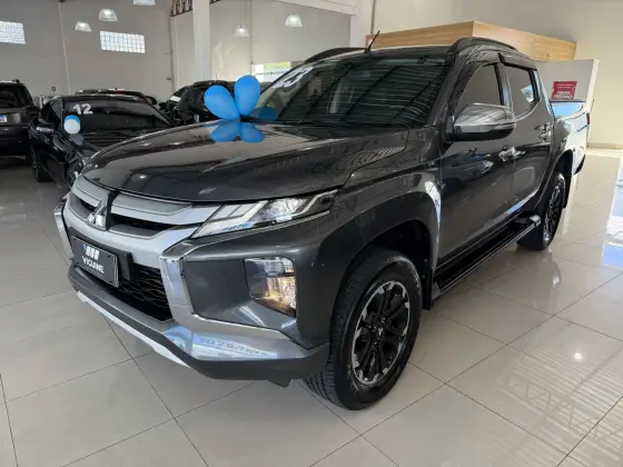 MITSUBISHI L200 TRITON 2023