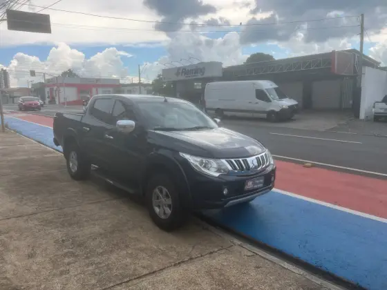 MITSUBISHI L200 TRITON 2018