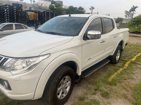 MITSUBISHI L200 TRITON 2018