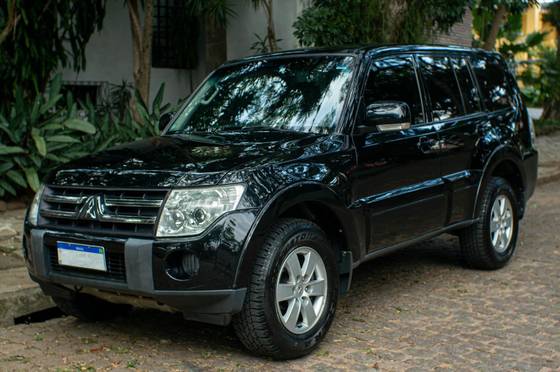 MITSUBISHI PAJERO FULL 2008