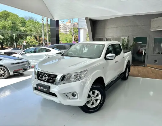 NISSAN FRONTIER 2018