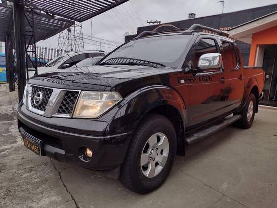 NISSAN FRONTIER 2013