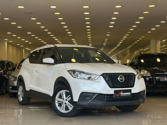 NISSAN KICKS 2021