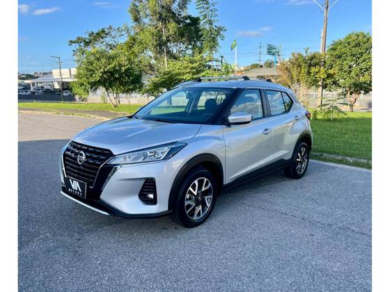 NISSAN KICKS 2022