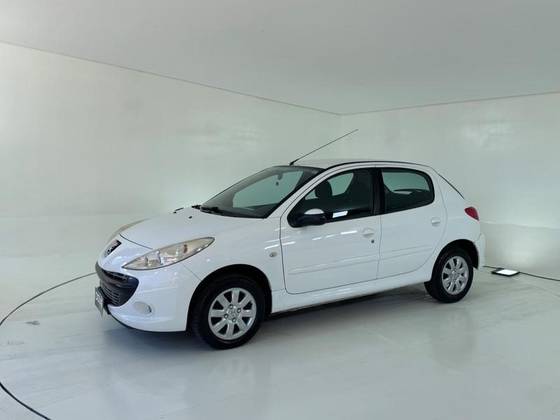 PEUGEOT 207 2011