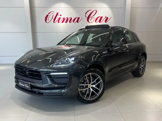 PORSCHE MACAN 2025