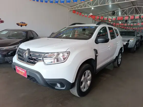 RENAULT DUSTER 2023