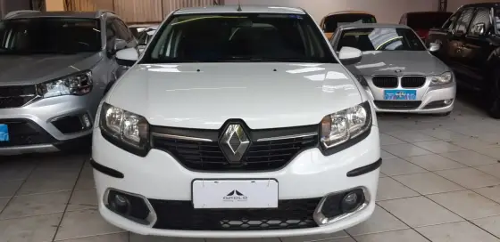 RENAULT SANDERO 2015