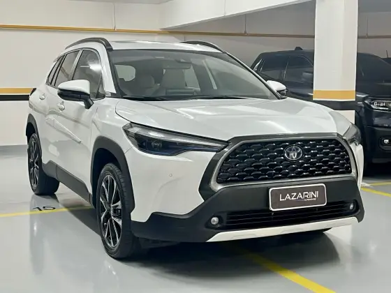 TOYOTA COROLLA CROSS 2024