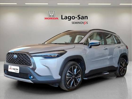 TOYOTA COROLLA CROSS 2023