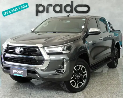 TOYOTA HILUX 2024
