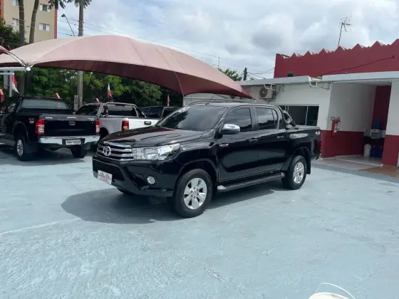TOYOTA HILUX 2018