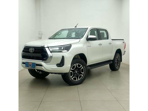 TOYOTA HILUX 2022