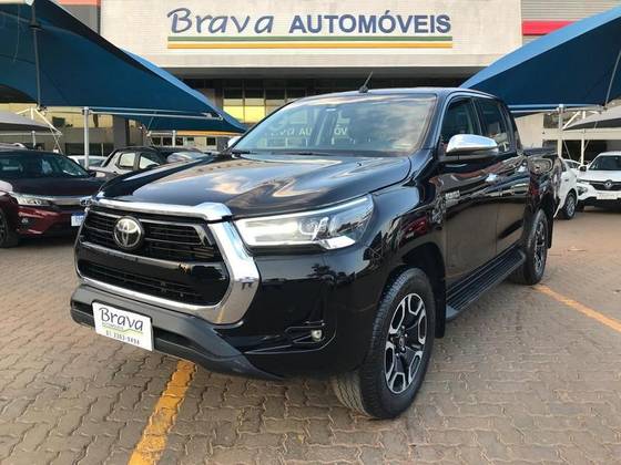 TOYOTA HILUX 2021
