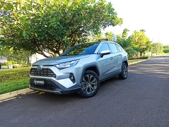 TOYOTA RAV4 2022