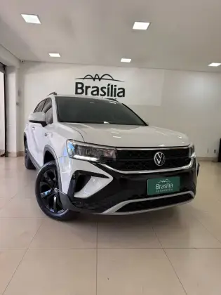 VOLKSWAGEN TAOS 2023