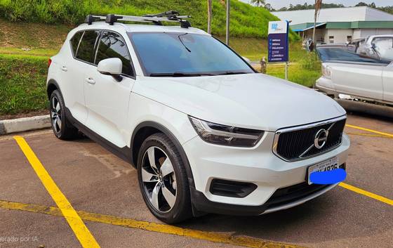 VOLVO XC40 2019