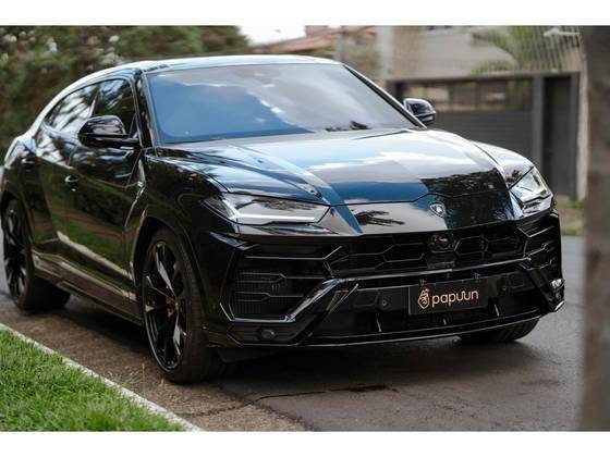LAMBORGHINI URUS 2020