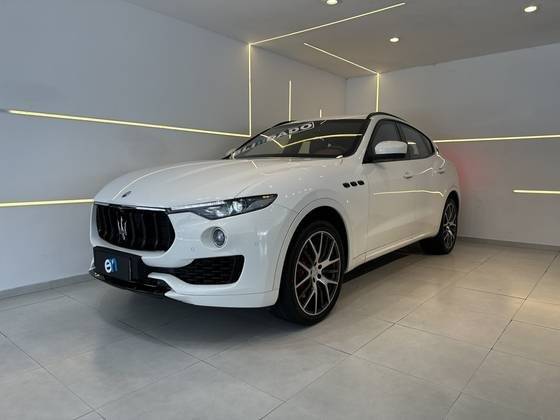 MASERATI LEVANTE 2017