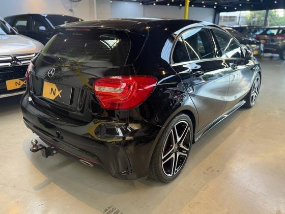 MERCEDES-BENZ A 250 2015