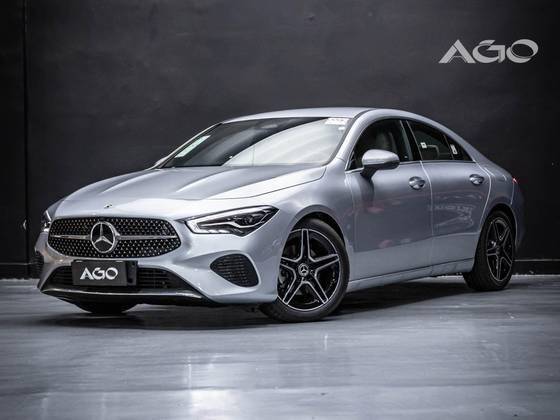 MERCEDES-BENZ CLA 200 2025
