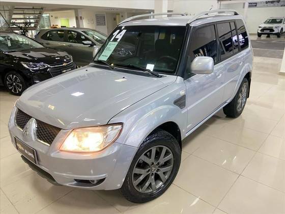 MITSUBISHI PAJERO TR4 2014