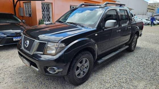 NISSAN FRONTIER 2015