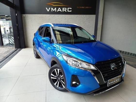 NISSAN KICKS 2022