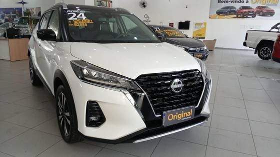 NISSAN KICKS 2024