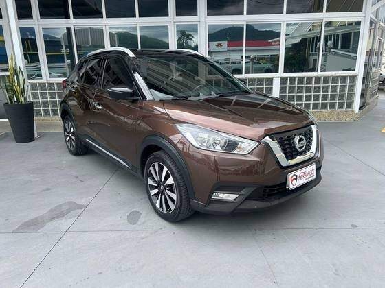 NISSAN KICKS 2018